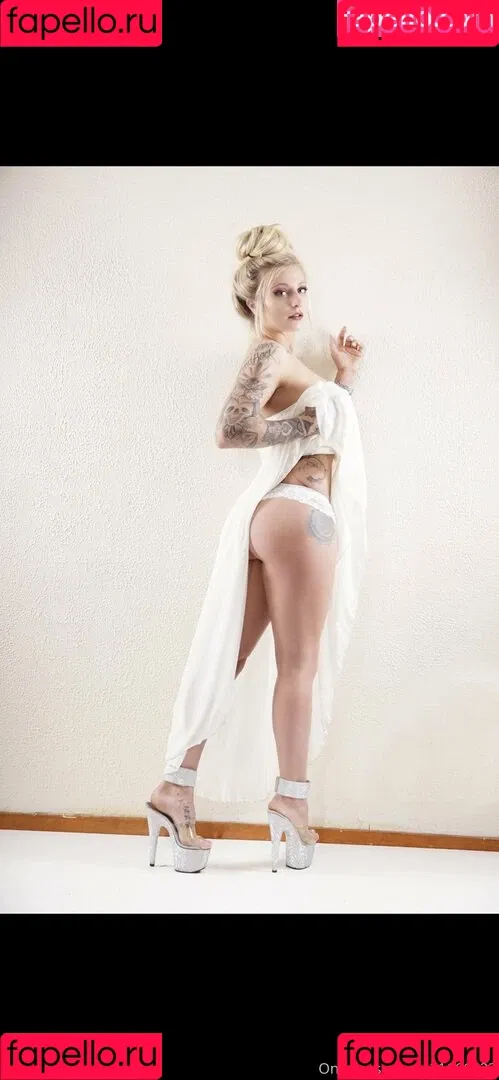 Sunny Bunnnie / sunny_bunnnie Onlyfans Photo Gallery 