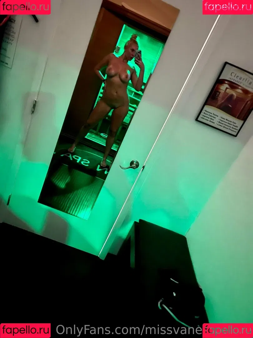 Vanessa Cage / missvanessacage / vanessacageog Onlyfans Photo Gallery 