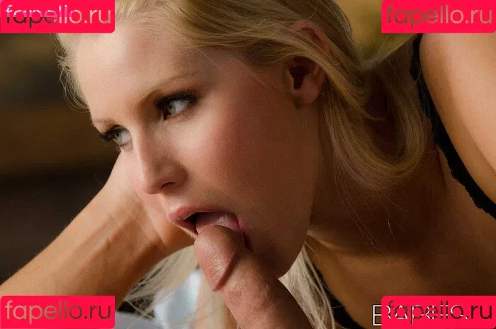 Vanessa Cage / missvanessacage / vanessacageog Onlyfans Photo Gallery 