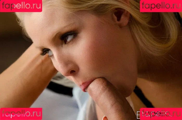 Vanessa Cage / missvanessacage / vanessacageog Onlyfans Photo Gallery 