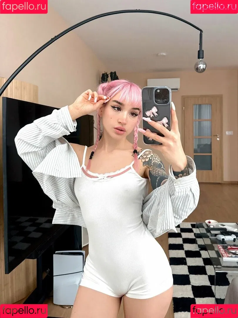 arapoppy / arapoppyy Onlyfans Photo Gallery 