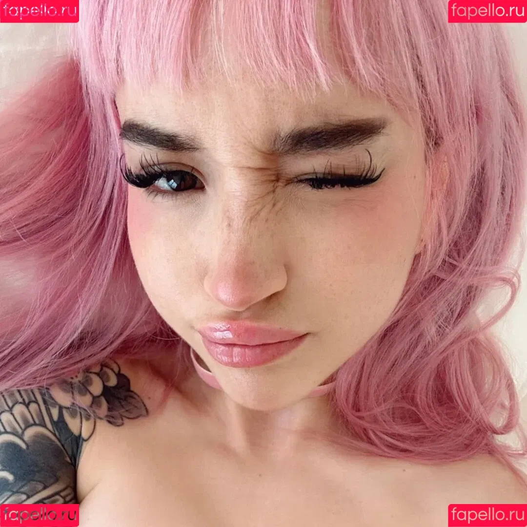 arapoppy / arapoppyy Onlyfans Photo Gallery 