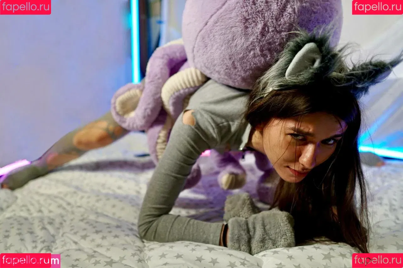 Nekomimimi2 / Ocumi / ocumi_inst Onlyfans Photo Gallery 