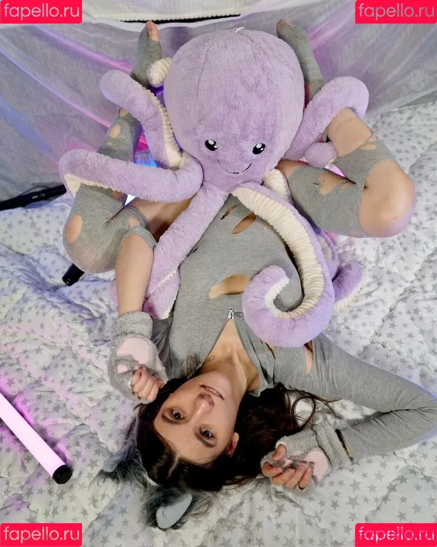 Nekomimimi2 / Ocumi / ocumi_inst Onlyfans Photo Gallery 