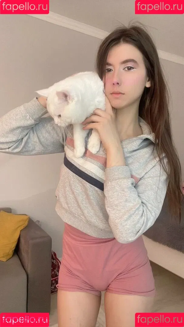 Nekomimimi2 / Ocumi / ocumi_inst Onlyfans Photo Gallery 