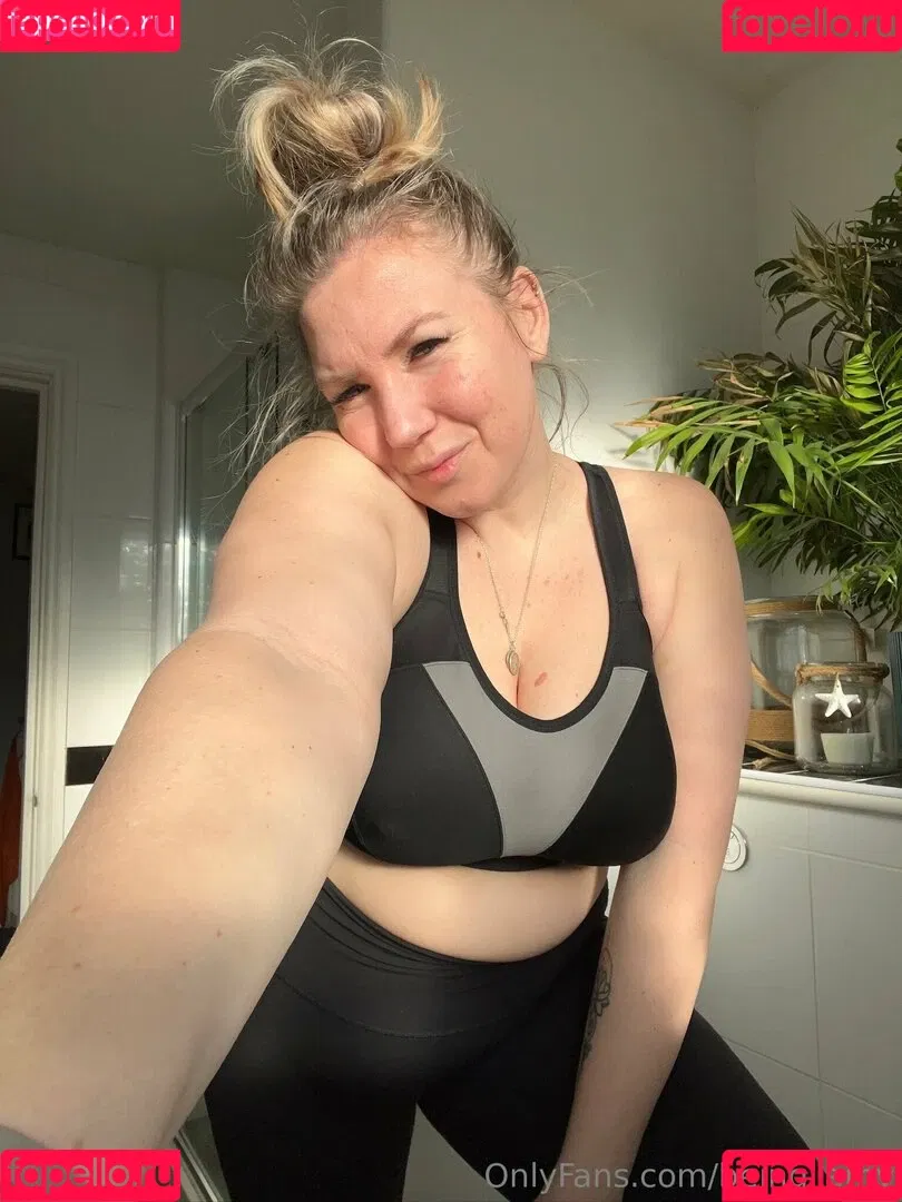 being_amy / being_amy_ Onlyfans Photo Gallery 