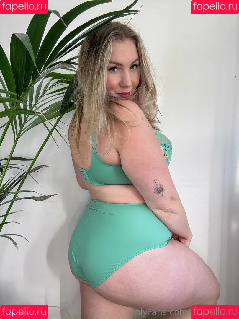 being_amy / being_amy_ Onlyfans Photo Gallery 