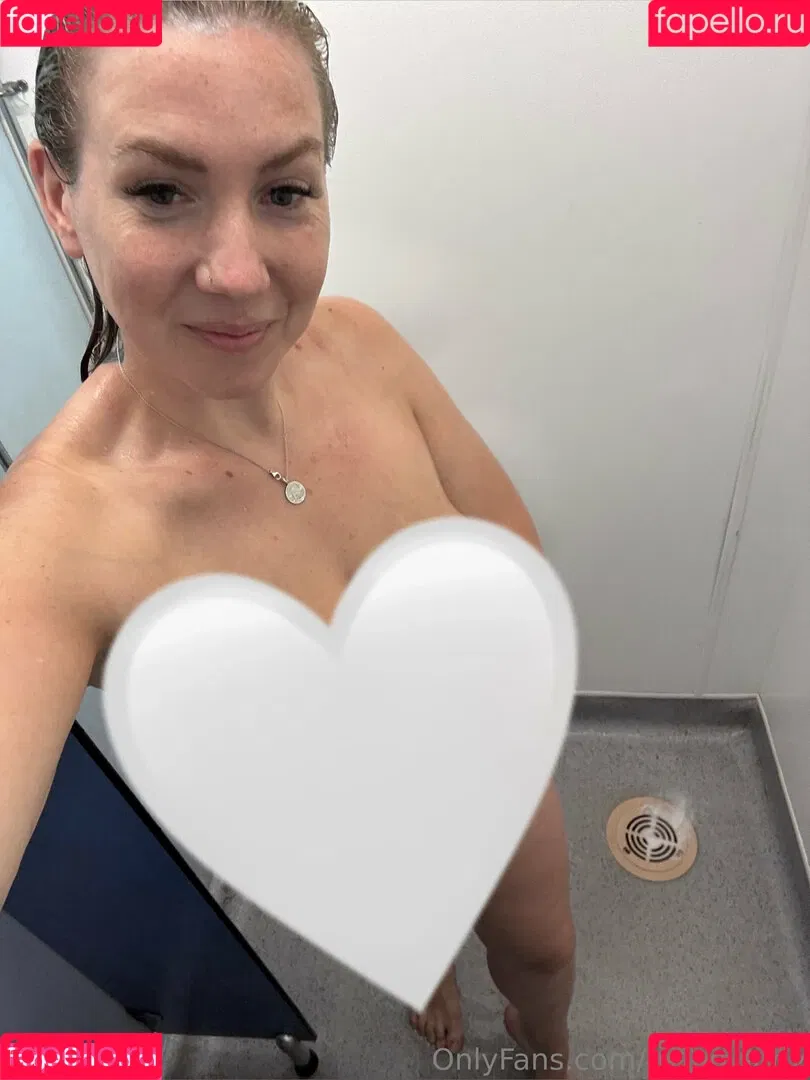 being_amy / being_amy_ Onlyfans Photo Gallery 