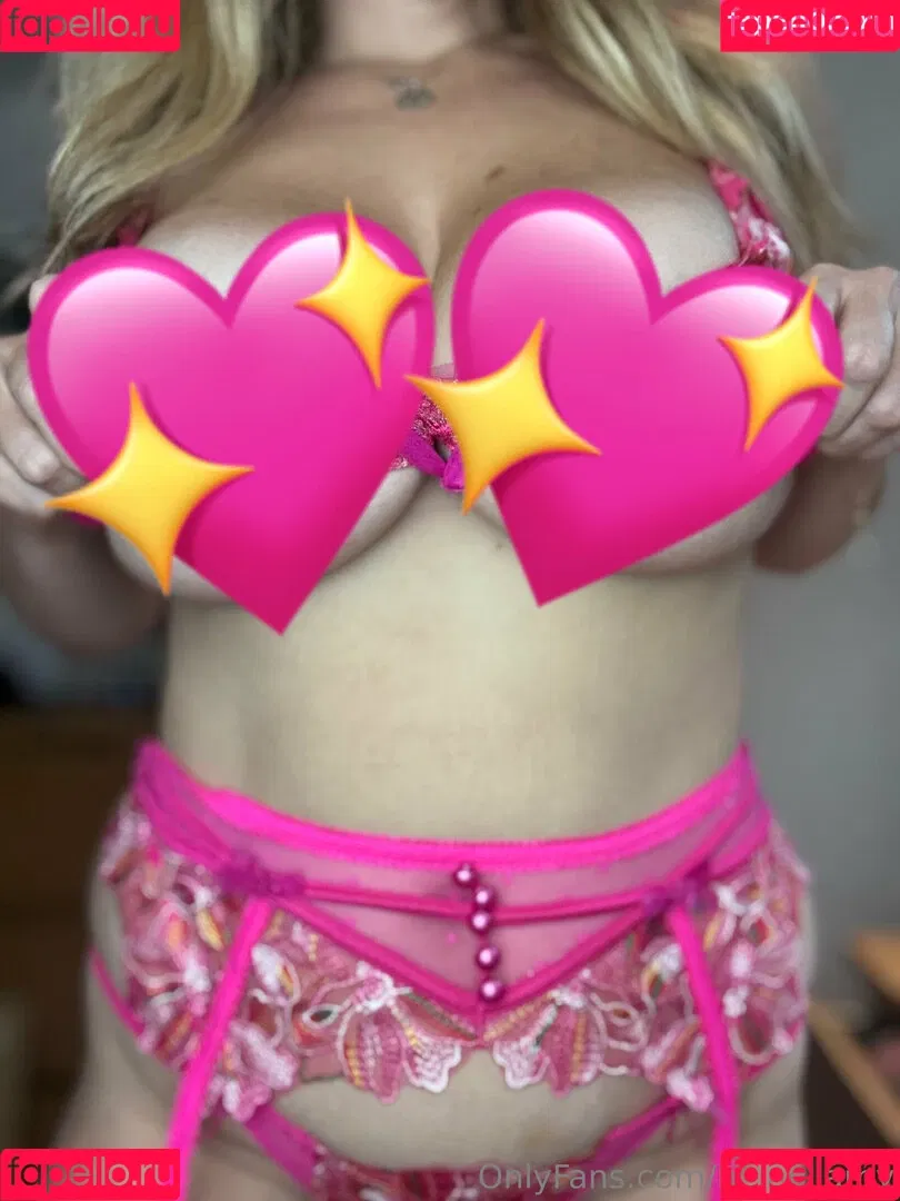 being_amy / being_amy_ Onlyfans Photo Gallery 