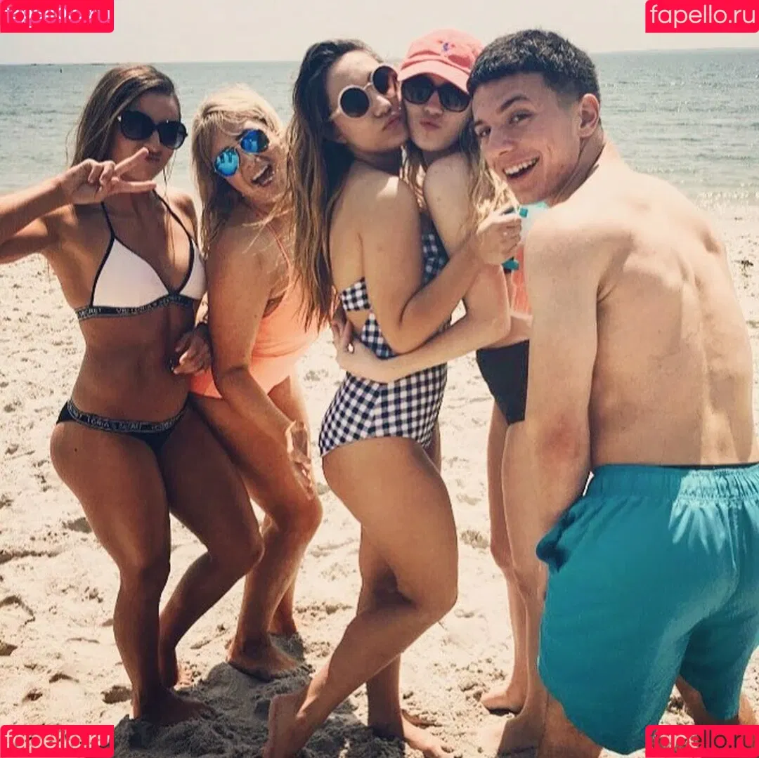 renemillerxo / the.muscle.baby / themusclebaby Onlyfans Photo Gallery 