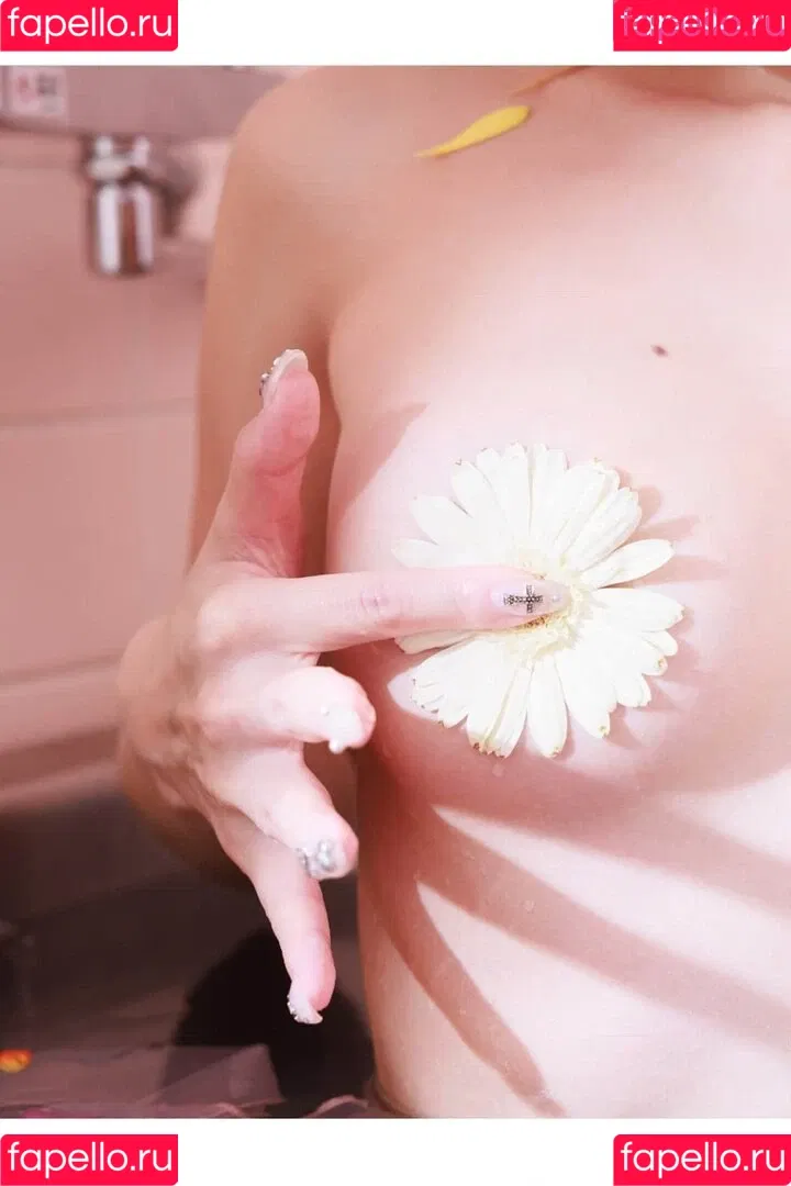 Nito Lisa / Zlozlozloo / nitolisa / nitolisa_zlozlozloo / 仁藤りさ Onlyfans Photo Gallery 