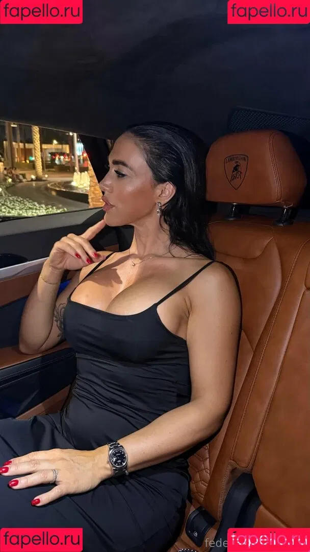 Federicapacela / fede.pacella / haian Pace Onlyfans Photo Gallery 