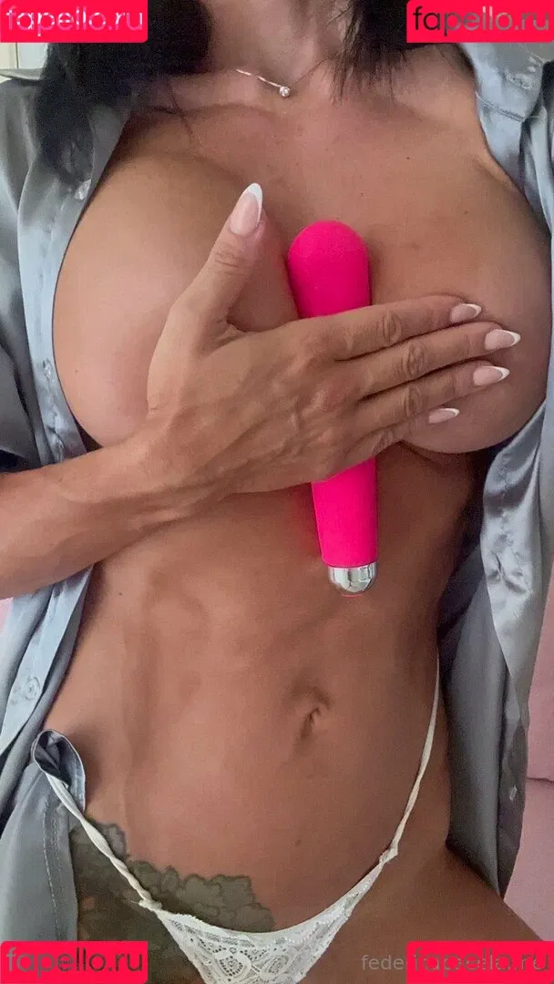 Federicapacela / fede.pacella / haian Pace Onlyfans Photo Gallery 