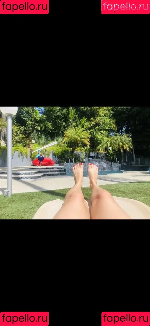 rileystarxxx / ryleiraxx Onlyfans Photo Gallery 