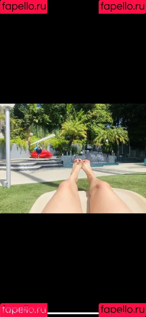 rileystarxxx / ryleiraxx Onlyfans Photo Gallery 