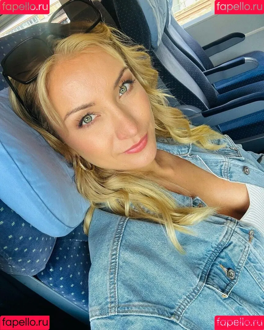 Anna Carina Woitschack / Anna-Carina Woitschack / anna.carina.woitschack Onlyfans Photo Gallery 