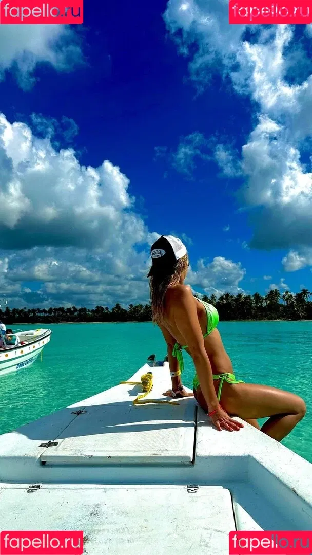 Anna Carina Woitschack / Anna-Carina Woitschack / anna.carina.woitschack Onlyfans Photo Gallery 