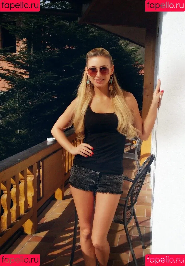 Anna Carina Woitschack / Anna-Carina Woitschack / anna.carina.woitschack Onlyfans Photo Gallery 