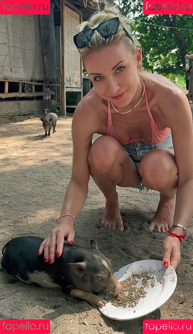 Anna Carina Woitschack / Anna-Carina Woitschack / anna.carina.woitschack Onlyfans Photo Gallery 