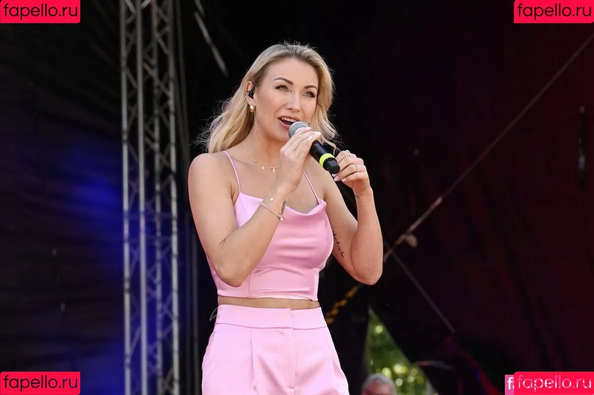 Anna Carina Woitschack / Anna-Carina Woitschack / anna.carina.woitschack Onlyfans Photo Gallery 