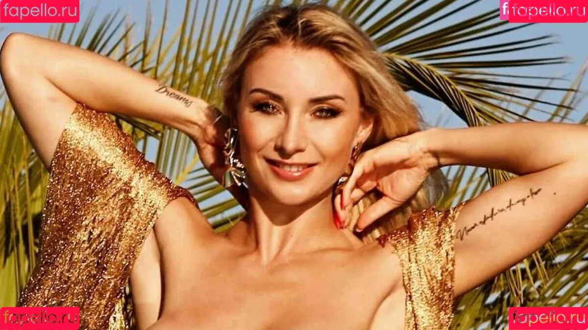 Anna Carina Woitschack / Anna-Carina Woitschack / anna.carina.woitschack Onlyfans Photo Gallery 