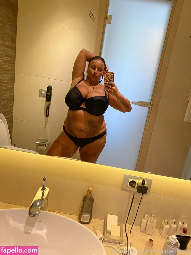 terrijaneofficial Onlyfans Photo Gallery 