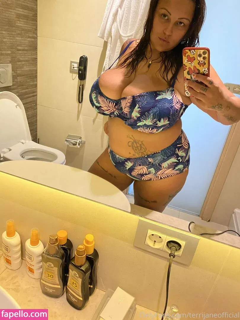 terrijaneofficial Onlyfans Photo Gallery 