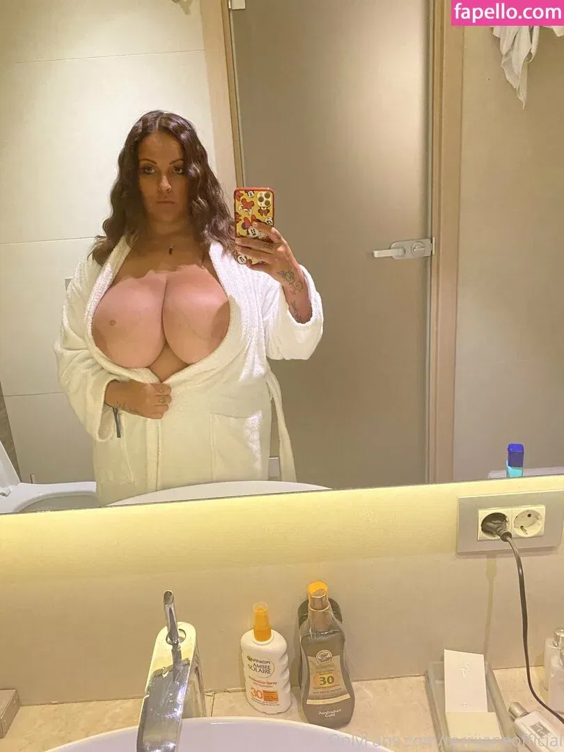 terrijaneofficial Onlyfans Photo Gallery 