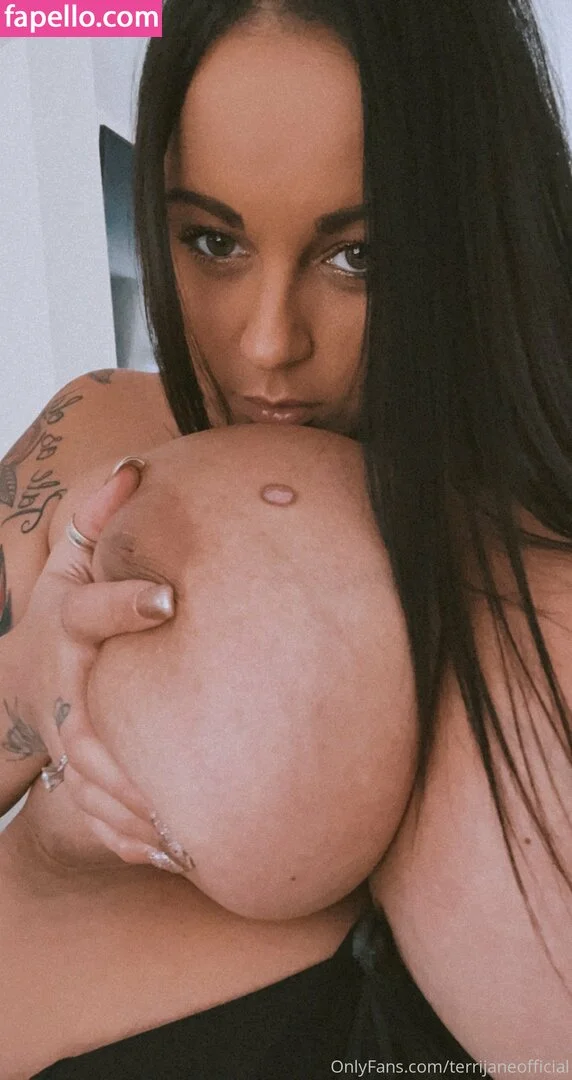 terrijaneofficial Onlyfans Photo Gallery 