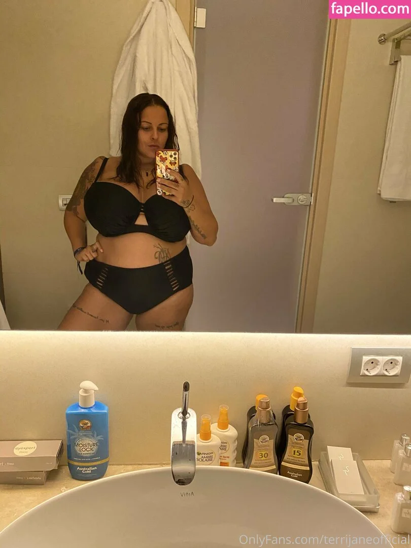 terrijaneofficial Onlyfans Photo Gallery 