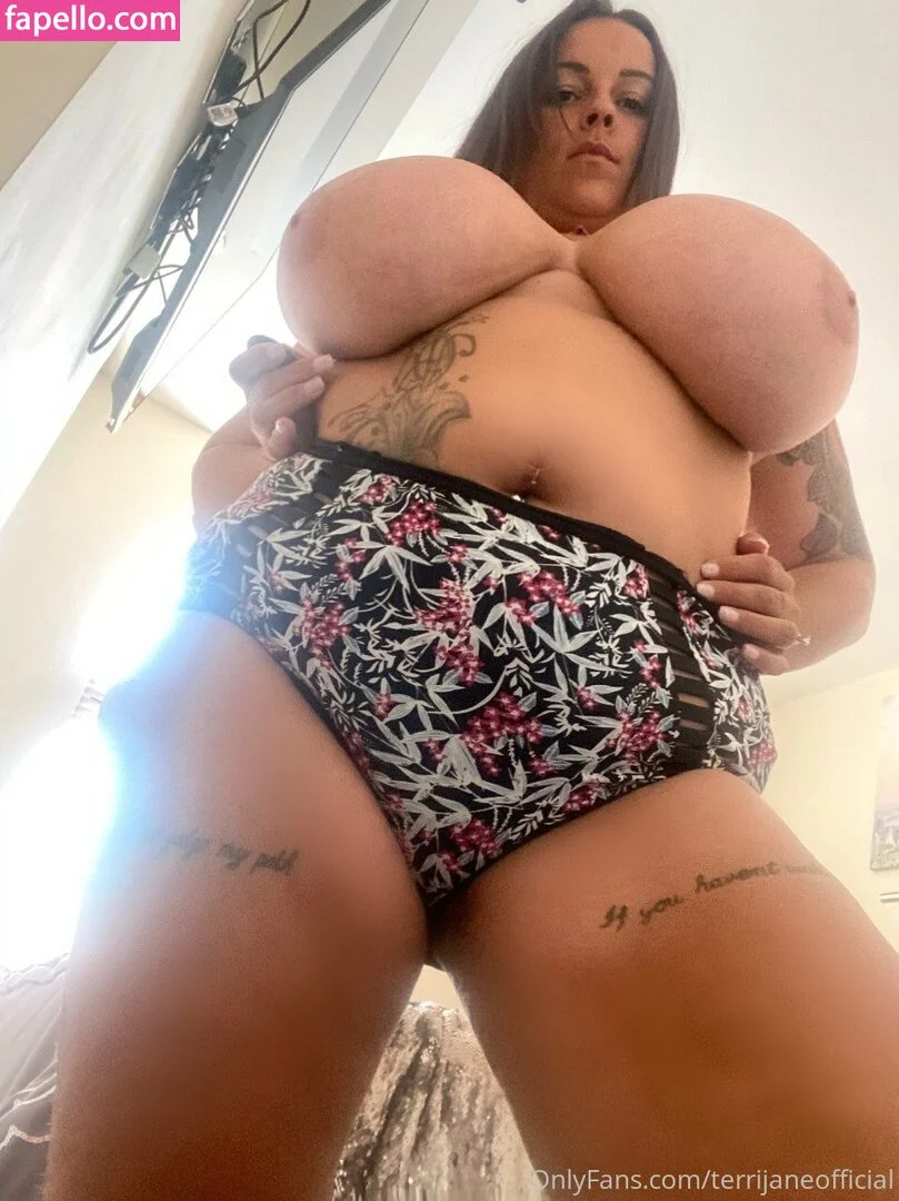 terrijaneofficial Onlyfans Photo Gallery 