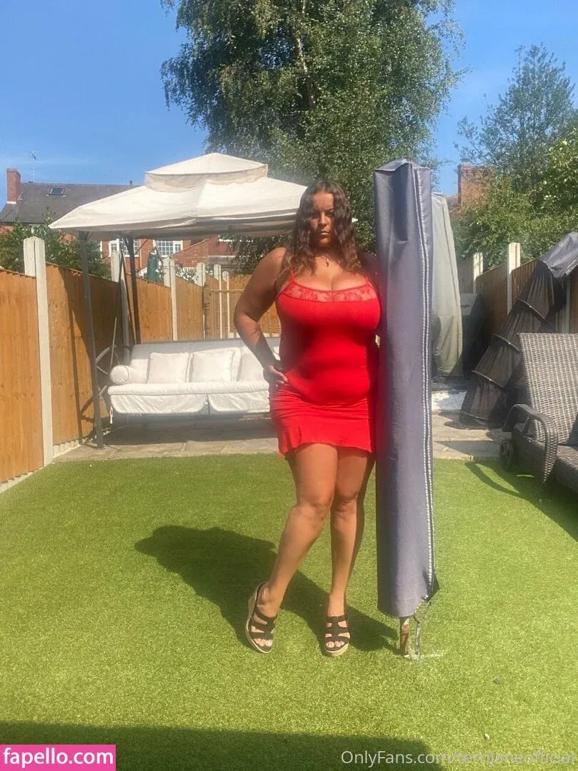 terrijaneofficial Onlyfans Photo Gallery 