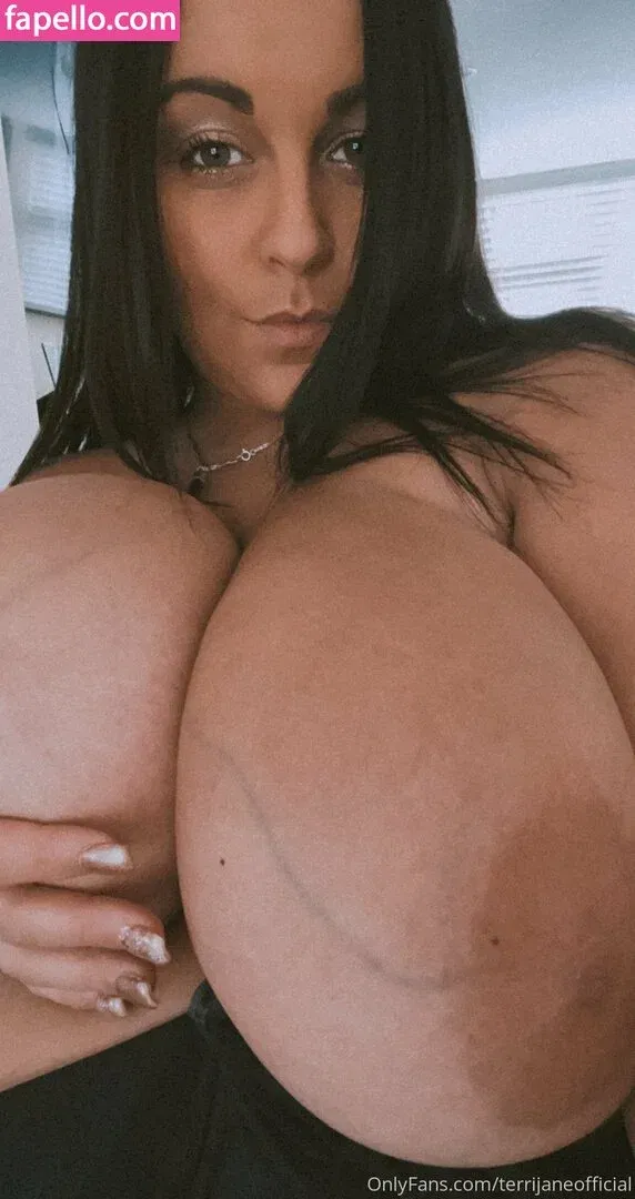 terrijaneofficial Onlyfans Photo Gallery 