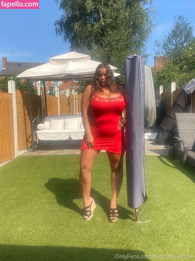 terrijaneofficial Onlyfans Photo Gallery 