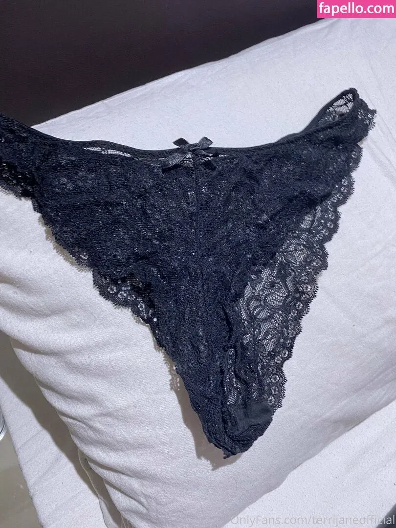 terrijaneofficial Onlyfans Photo Gallery 