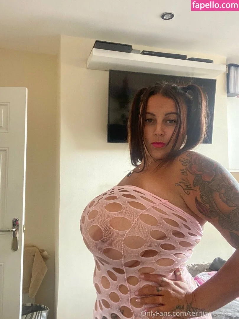 terrijaneofficial Onlyfans Photo Gallery 