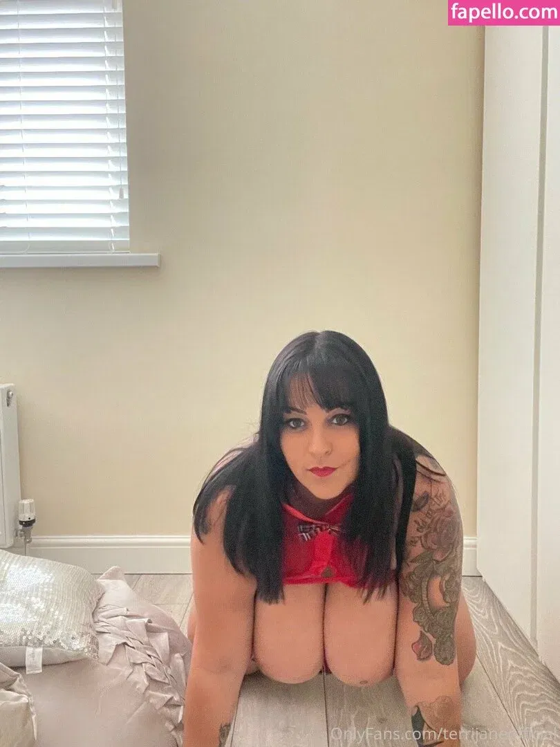 terrijaneofficial Onlyfans Photo Gallery 