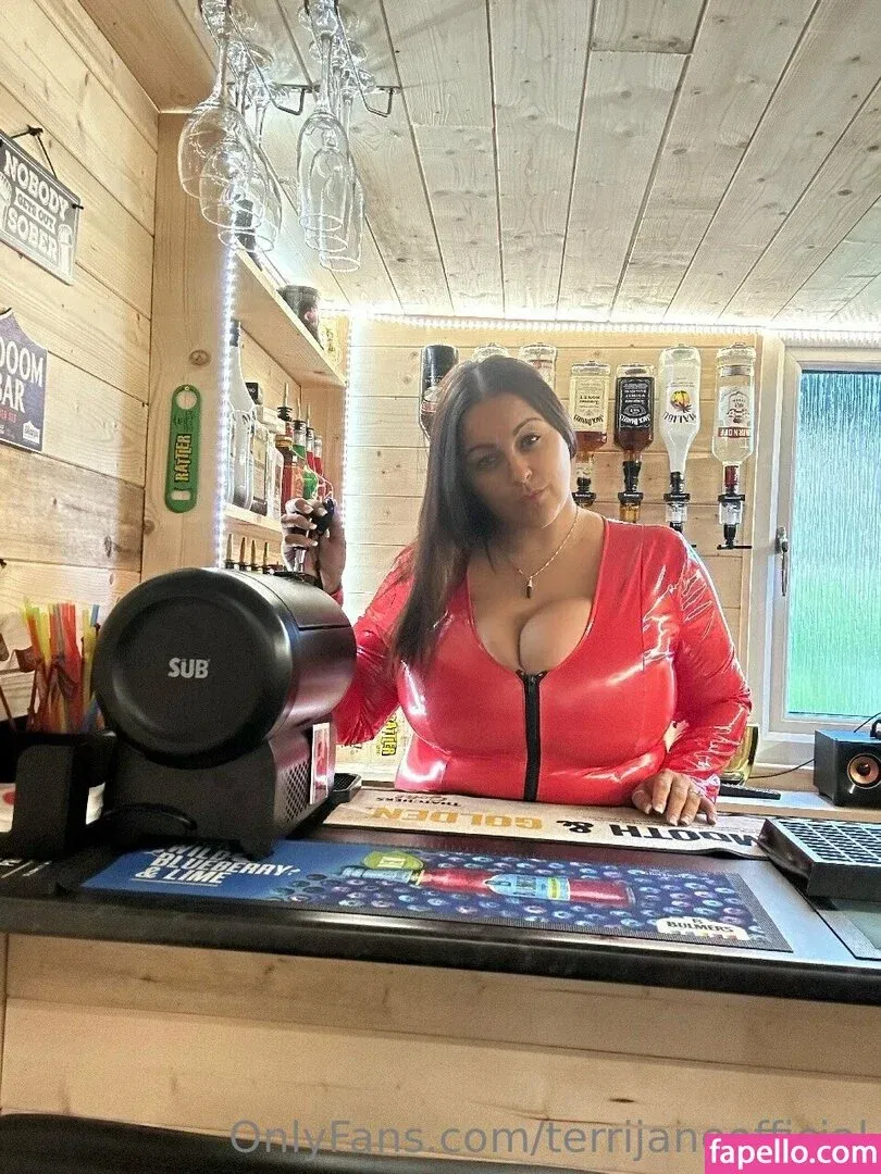 terrijaneofficial Onlyfans Photo Gallery 