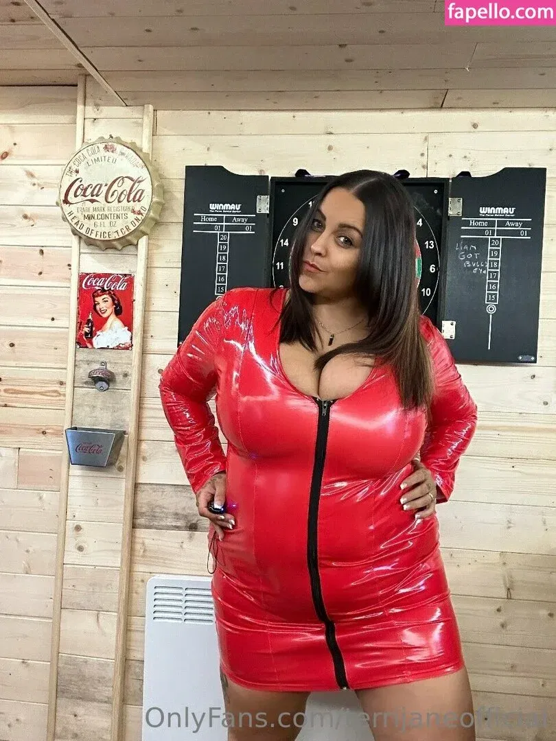 terrijaneofficial Onlyfans Photo Gallery 