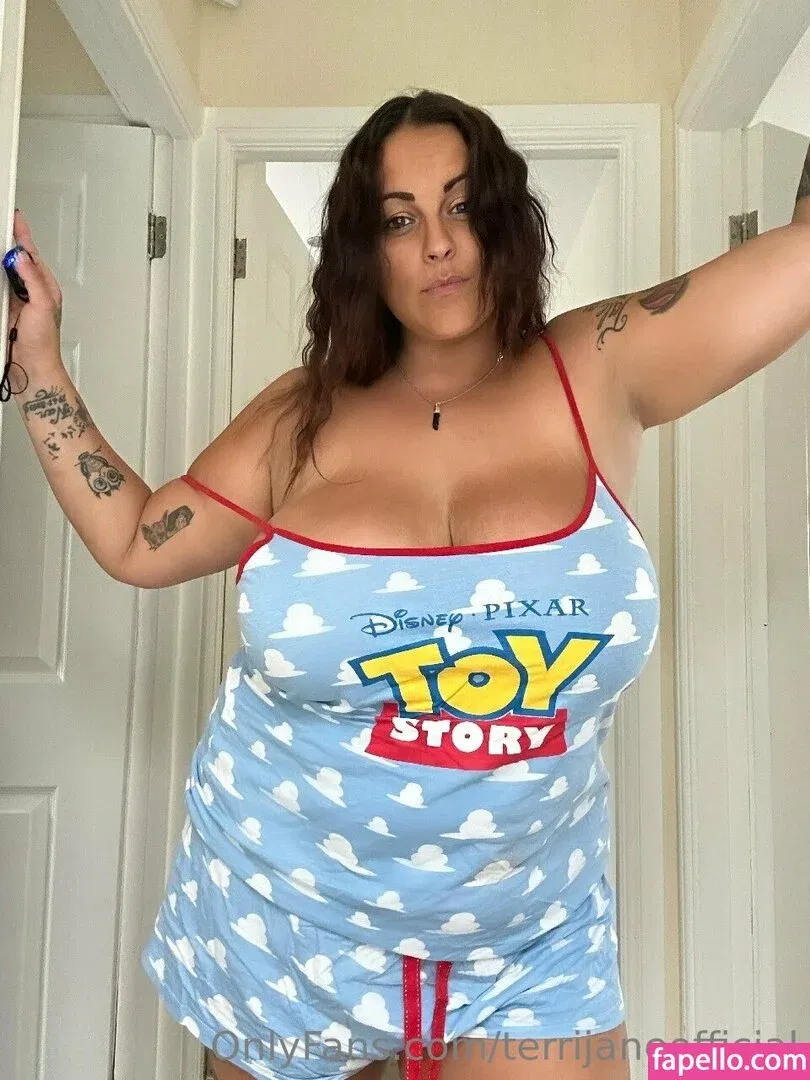 terrijaneofficial Onlyfans Photo Gallery 