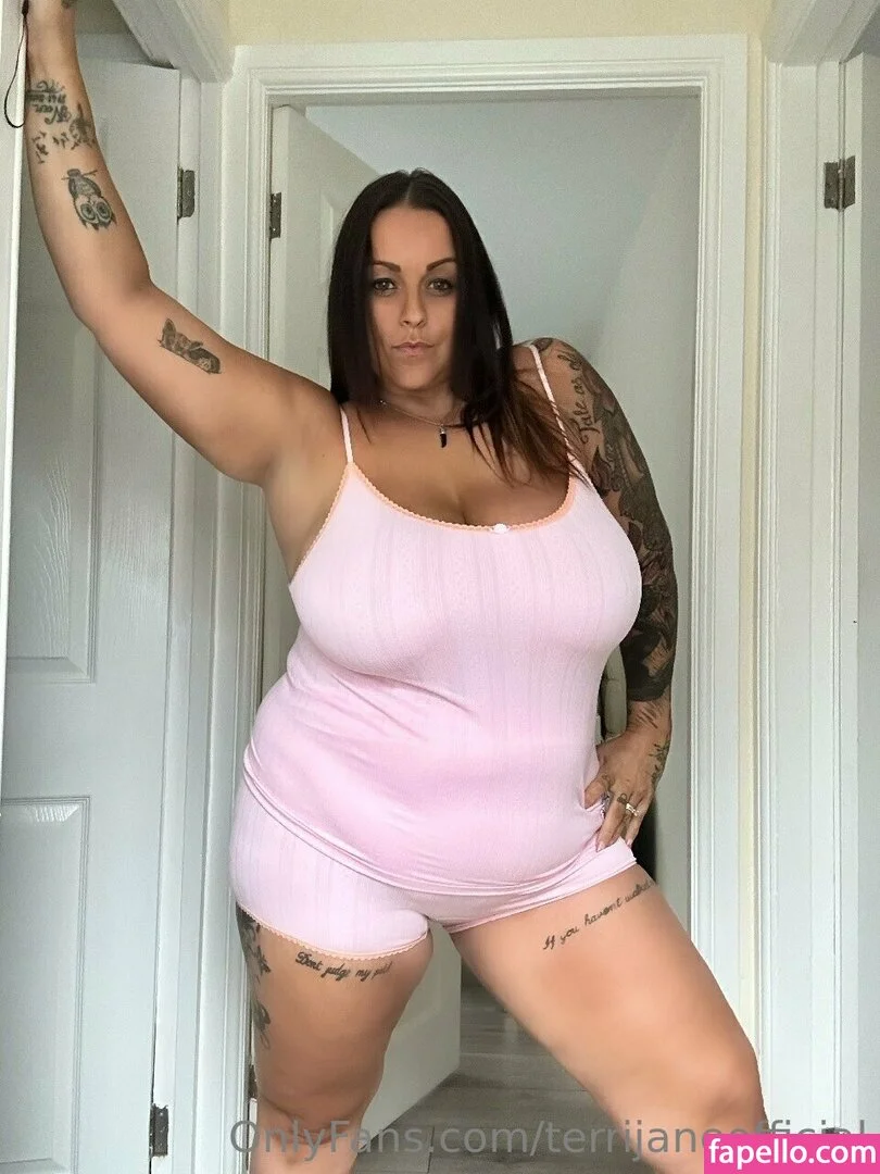 terrijaneofficial Onlyfans Photo Gallery 