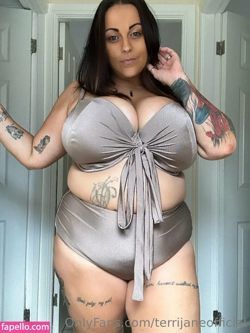 terrijaneofficial Onlyfans Photo Gallery 