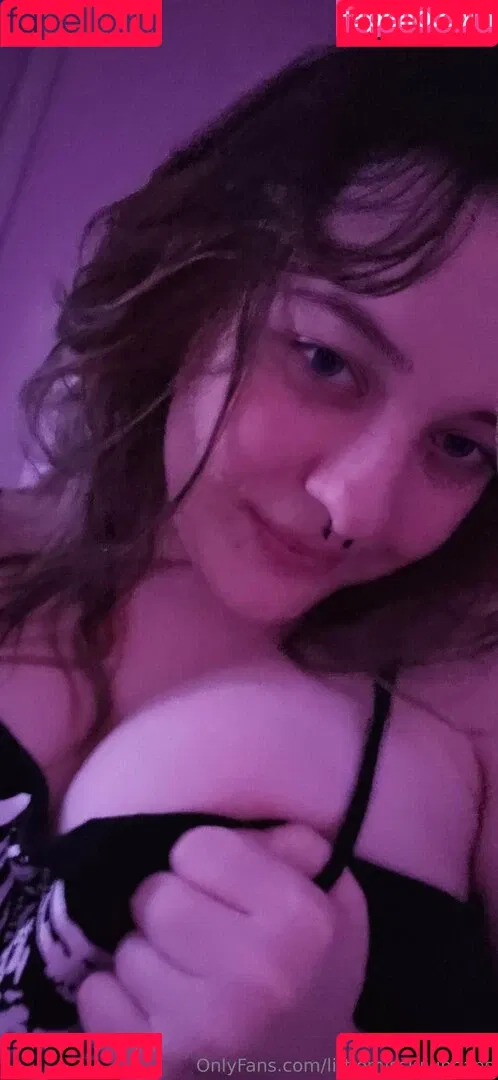 littlemissjujubean / littlemissjujubeans Onlyfans Photo Gallery 