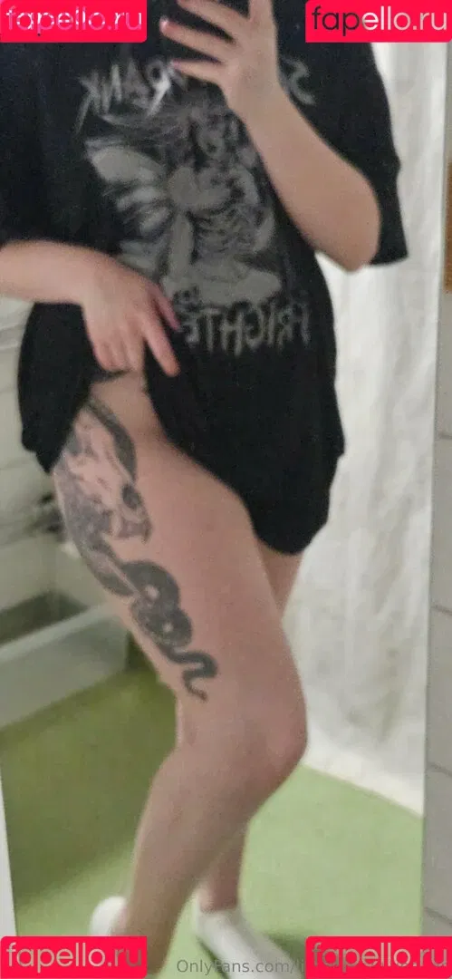 littlemissjujubean / littlemissjujubeans Onlyfans Photo Gallery 