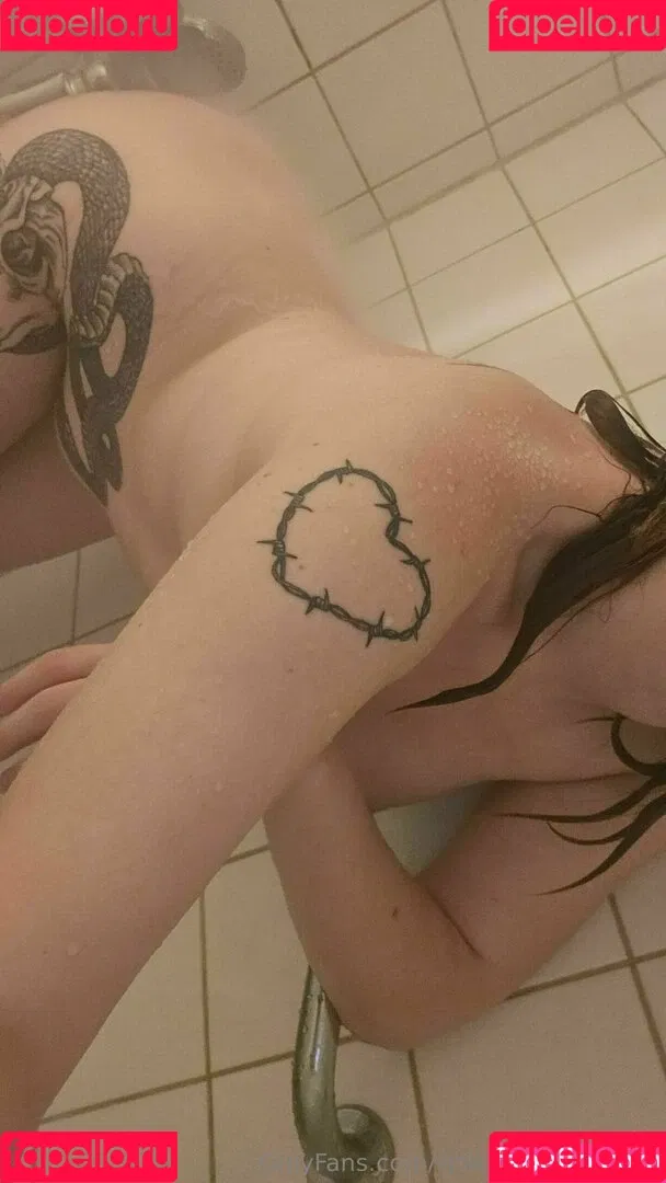 littlemissjujubean / littlemissjujubeans Onlyfans Photo Gallery 