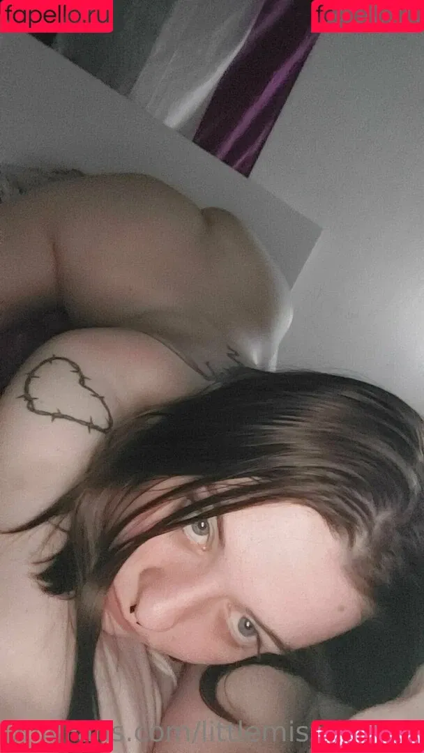 littlemissjujubean / littlemissjujubeans Onlyfans Photo Gallery 