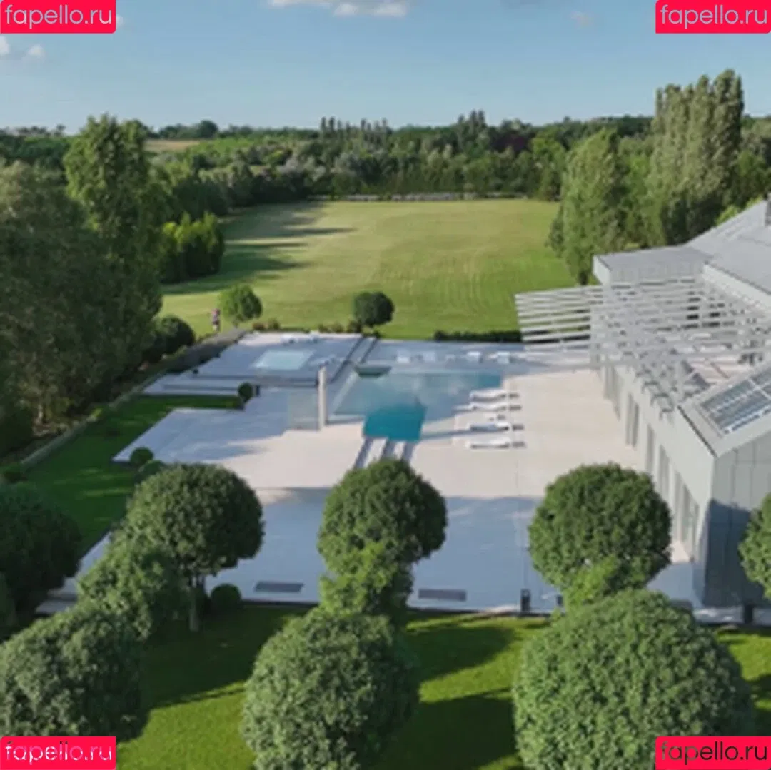 Lisa Belys / bilgelisa / lisabelys Onlyfans Photo Gallery 