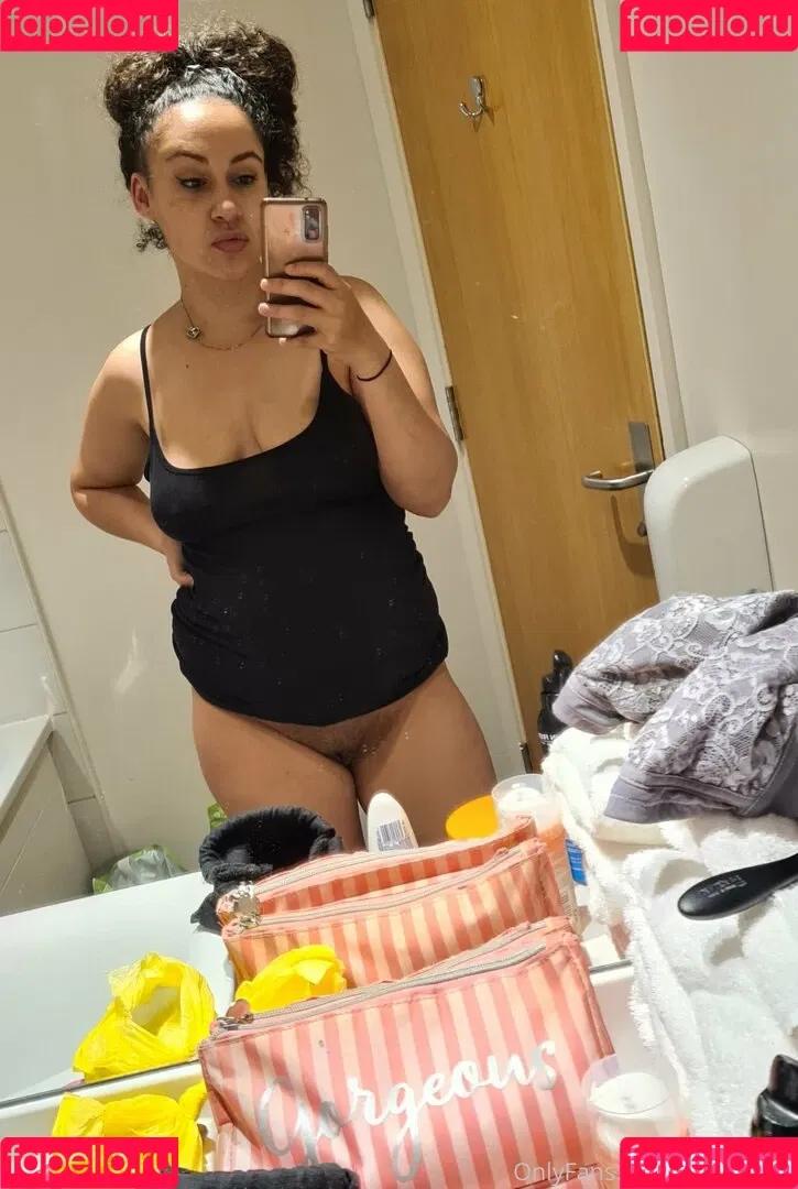 pretty mixedmama / prettymixedmama / xprettyx20 Onlyfans Photo Gallery 