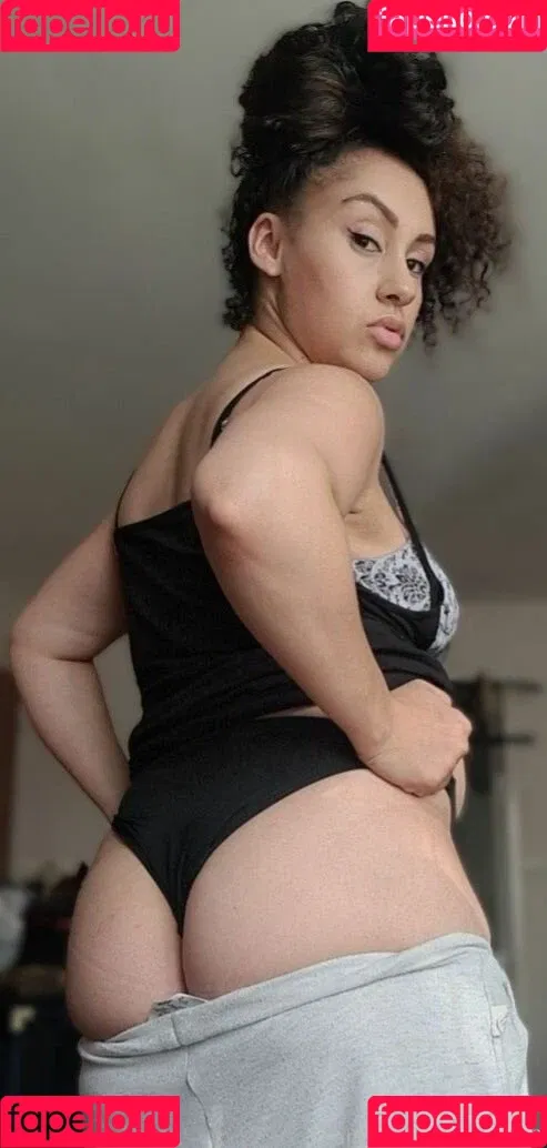 pretty mixedmama / prettymixedmama / xprettyx20 Onlyfans Photo Gallery 