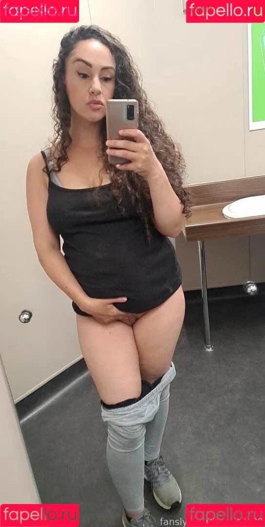 pretty mixedmama / prettymixedmama / xprettyx20 Onlyfans Photo Gallery 